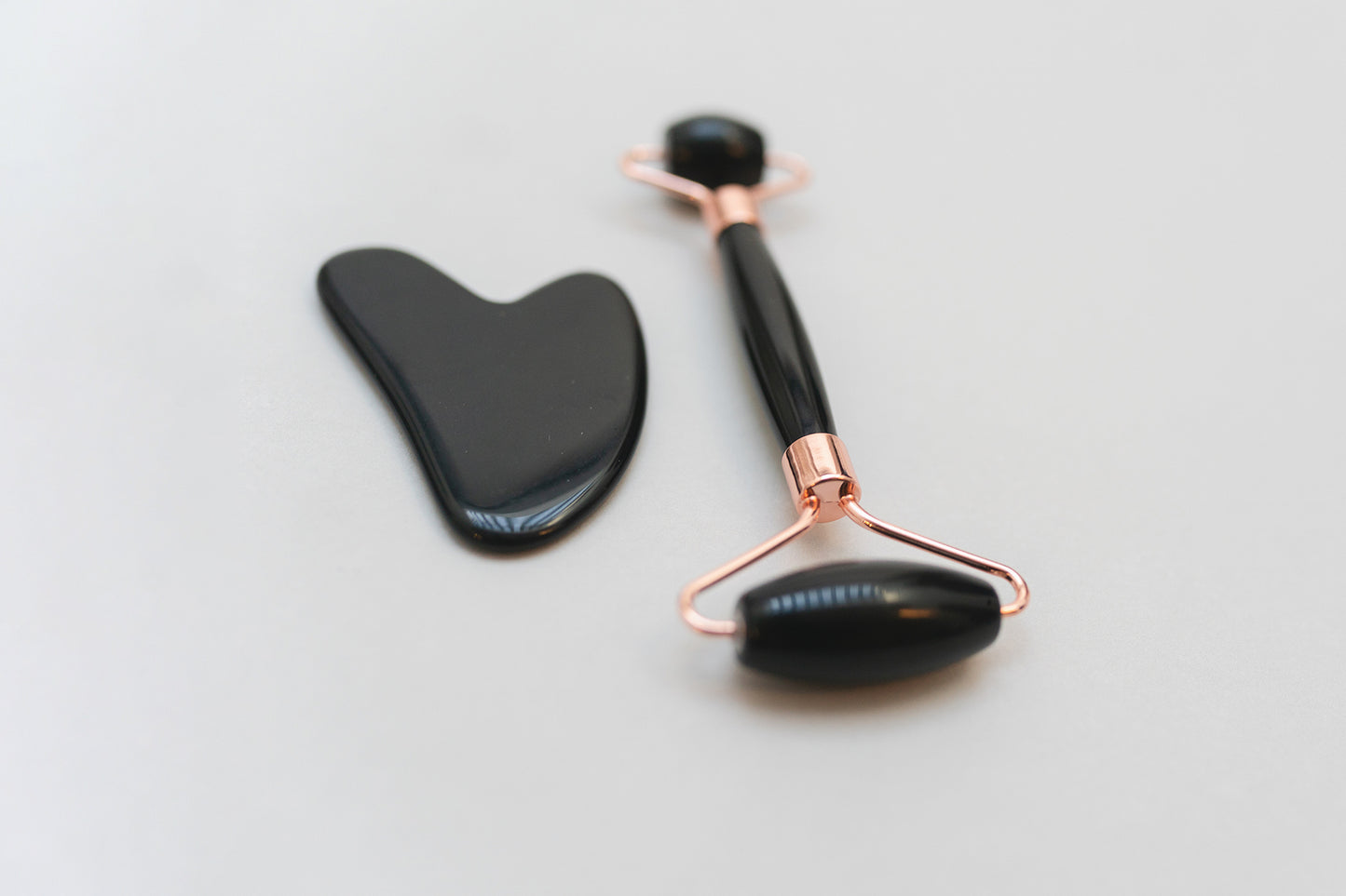 Obsidian Gua Sha Stone & Facial Roller Set